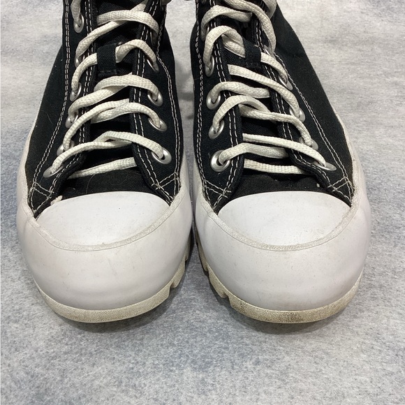 Converse Chuck Taylor All Star Lugged Canvas Women's Shoes Sz8.5 565901C - Picture 5 of 7